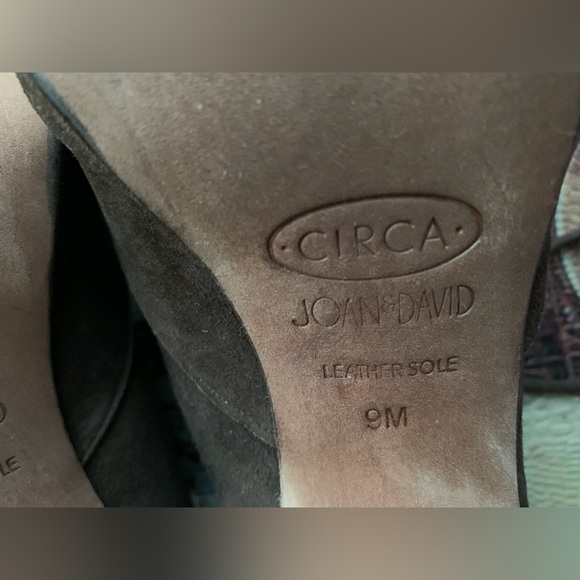 NWT Joan David Suede Booties Brown High Heels Lace-Up Size 9 - Picture 4 of 5